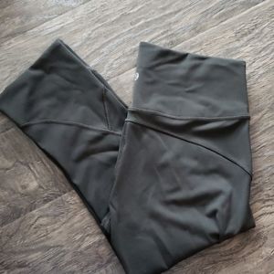 Lululemon Gray Capris